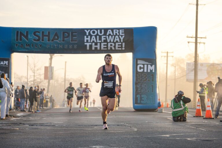 Akron 5K Race Results: Top Finishers and Achievement Times from Holiday Event - Featured image