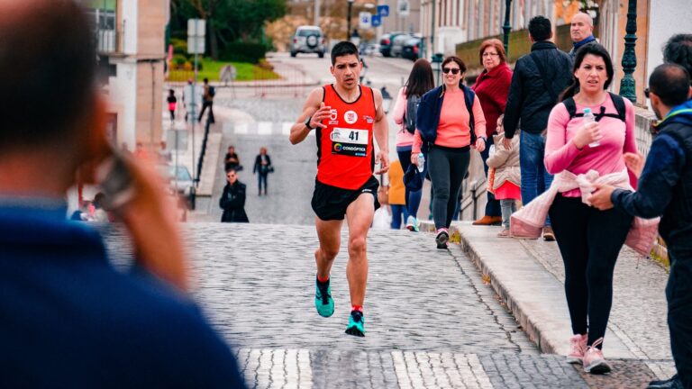 Marathon World Record FAQ: Pace, Distance, and Recovery Questions - Featured image
