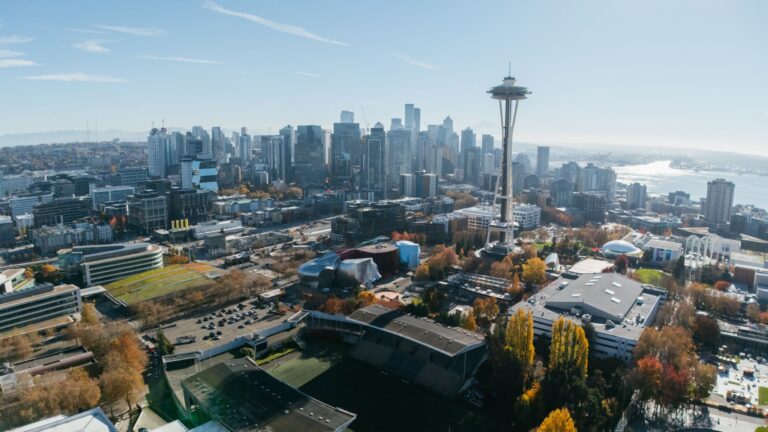 West Seattle 5K Running Event and Community Parade Happening This Week - Featured image