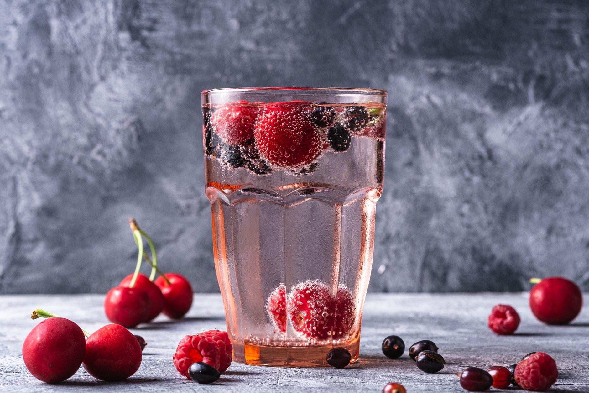 Alcohol Calories and Running Training: The Weekend Saboteur for Runners - Featured image
