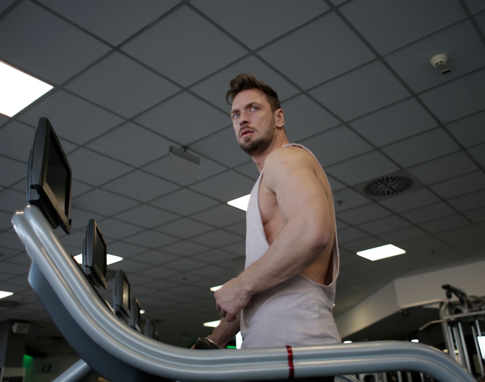 Best Treadmill Incline Settings for Burning Fat - Featured image