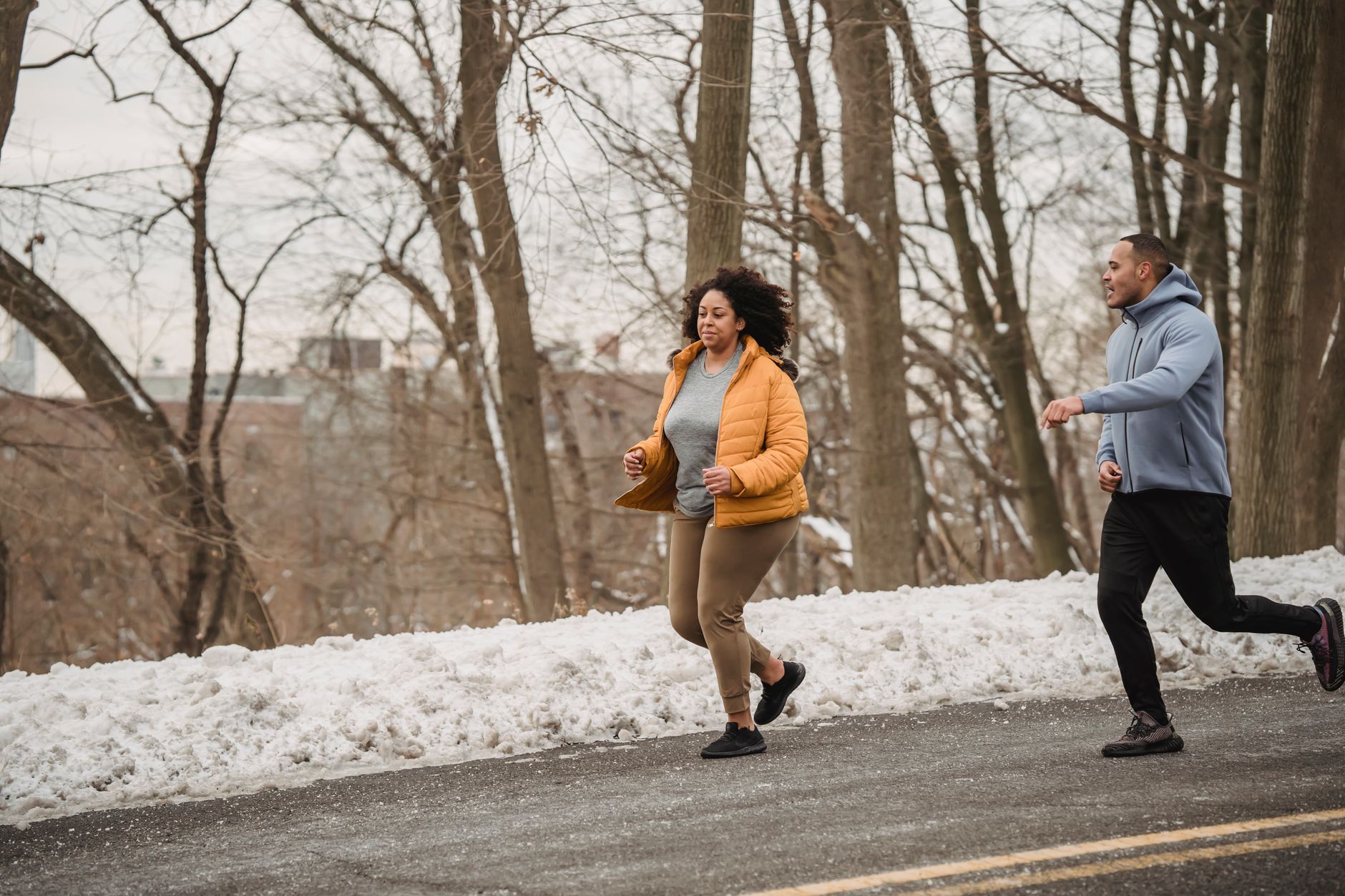 Cold Weather Running Gear Update 2026: Training Evidence and Technology - Featured image